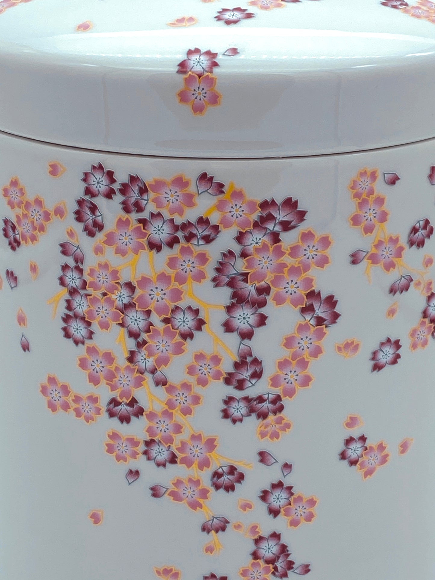 骨壺 みやび桜 白 5寸【名入れ対応可】